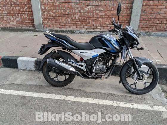 Discover 125 ST 4v (2019 registration)